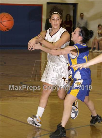 Thumbnail 2 in Elk County Catholic vs Otto Eldred (District 9 Class A Semifinal) photogallery.