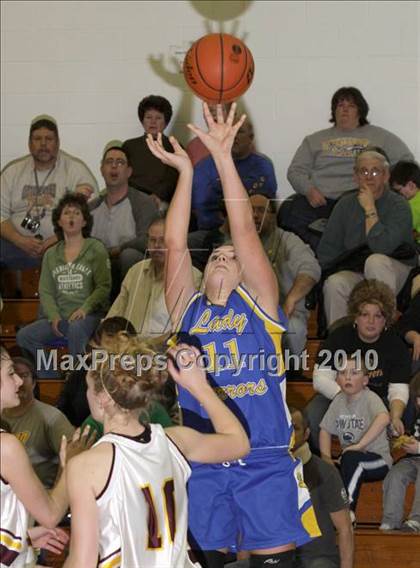 Thumbnail 3 in Elk County Catholic vs Otto Eldred (District 9 Class A Semifinal) photogallery.