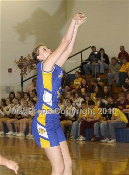 Thumbnail 3 in Elk County Catholic vs Otto Eldred (District 9 Class A Semifinal) photogallery.
