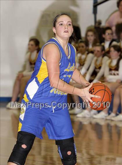 Thumbnail 2 in Elk County Catholic vs Otto Eldred (District 9 Class A Semifinal) photogallery.