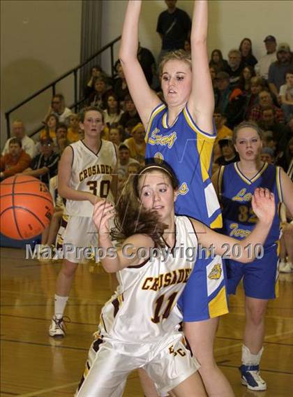 Thumbnail 3 in Elk County Catholic vs Otto Eldred (District 9 Class A Semifinal) photogallery.