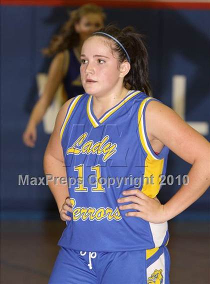 Thumbnail 2 in Elk County Catholic vs Otto Eldred (District 9 Class A Semifinal) photogallery.