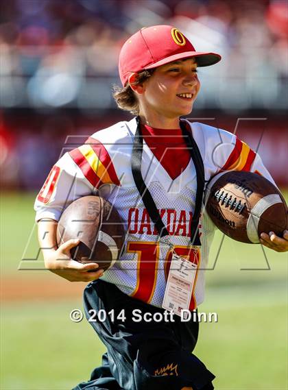 Thumbnail 2 in Oakdale vs. Manteca @ Levi's Stadium photogallery.
