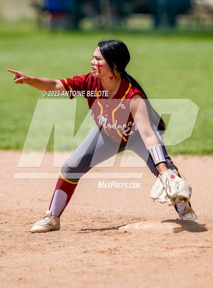 Thumbnail 2 in Segerstrom vs El Modena (Foothill Tournament) photogallery.