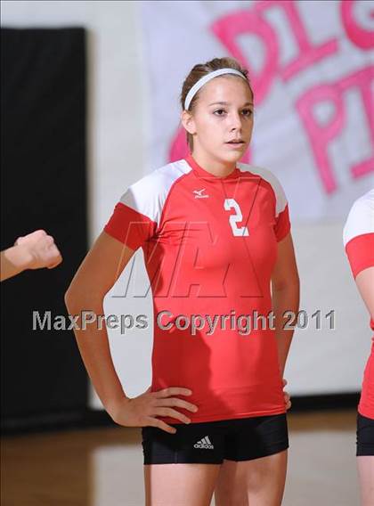 Thumbnail 2 in Colfax vs. Regis (WIAA Regional Finals) photogallery.