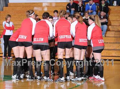 Thumbnail 3 in Colfax vs. Regis (WIAA Regional Finals) photogallery.
