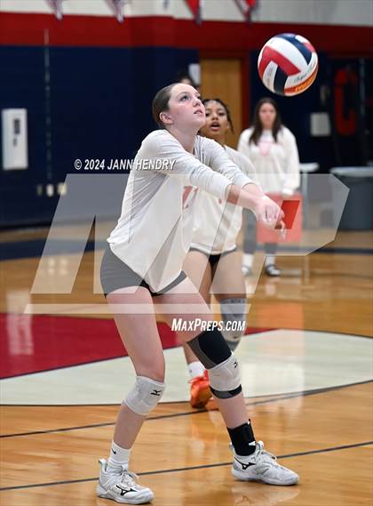 Thumbnail 1 in Arbor View vs. Coronado photogallery.