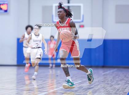 Thumbnail 1 in Lee vs. Cypress Lakes photogallery.