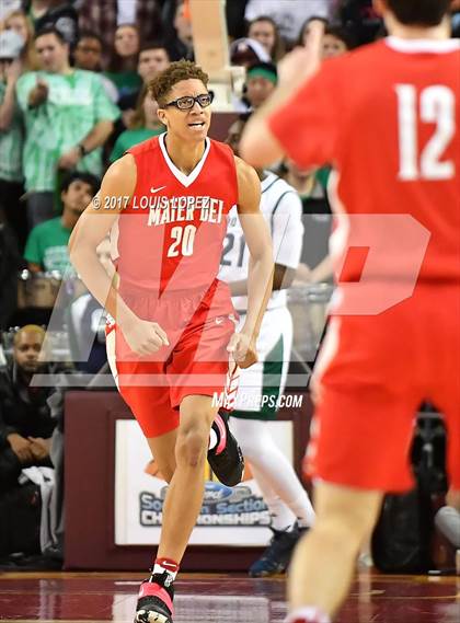 Thumbnail 1 in Mater Dei vs. Chino Hills (CIF SS Playoff Open DIV Semi Final) photogallery.