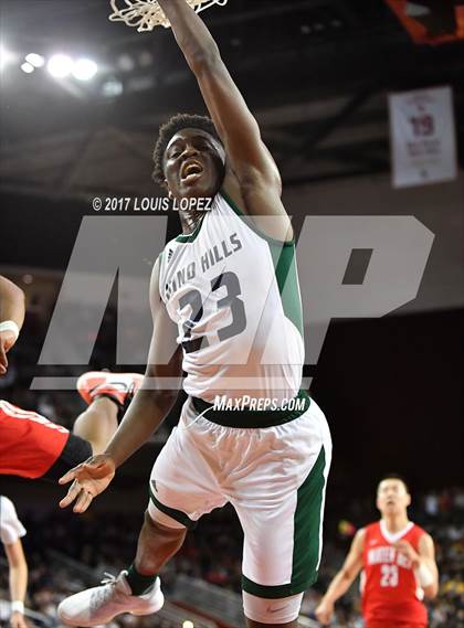 Thumbnail 3 in Mater Dei vs. Chino Hills (CIF SS Playoff Open DIV Semi Final) photogallery.