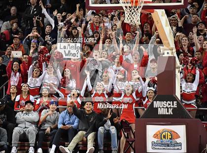 Thumbnail 2 in Mater Dei vs. Chino Hills (CIF SS Playoff Open DIV Semi Final) photogallery.