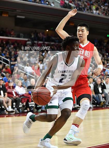 Thumbnail 2 in Mater Dei vs. Chino Hills (CIF SS Playoff Open DIV Semi Final) photogallery.