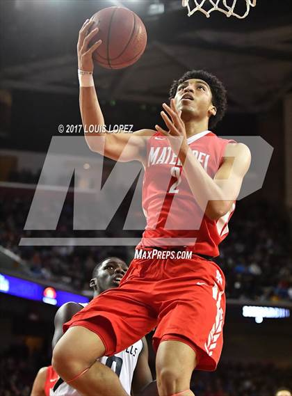 Thumbnail 3 in Mater Dei vs. Chino Hills (CIF SS Playoff Open DIV Semi Final) photogallery.