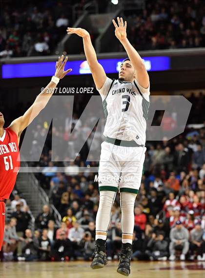 Thumbnail 3 in Mater Dei vs. Chino Hills (CIF SS Playoff Open DIV Semi Final) photogallery.