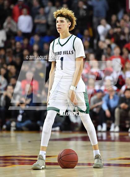 Thumbnail 3 in Mater Dei vs. Chino Hills (CIF SS Playoff Open DIV Semi Final) photogallery.
