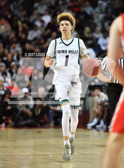 Thumbnail 2 in Mater Dei vs. Chino Hills (CIF SS Playoff Open DIV Semi Final) photogallery.