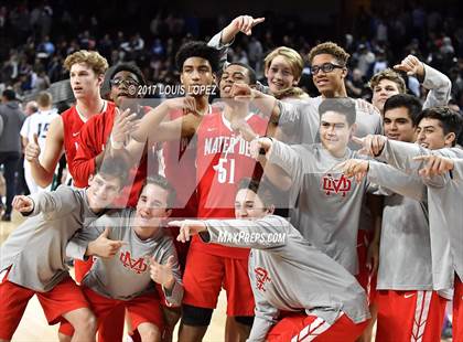 Thumbnail 3 in Mater Dei vs. Chino Hills (CIF SS Playoff Open DIV Semi Final) photogallery.