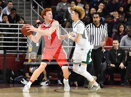 Thumbnail 2 in Mater Dei vs. Chino Hills (CIF SS Playoff Open DIV Semi Final) photogallery.