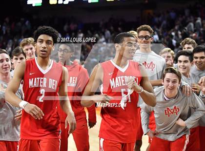 Thumbnail 1 in Mater Dei vs. Chino Hills (CIF SS Playoff Open DIV Semi Final) photogallery.