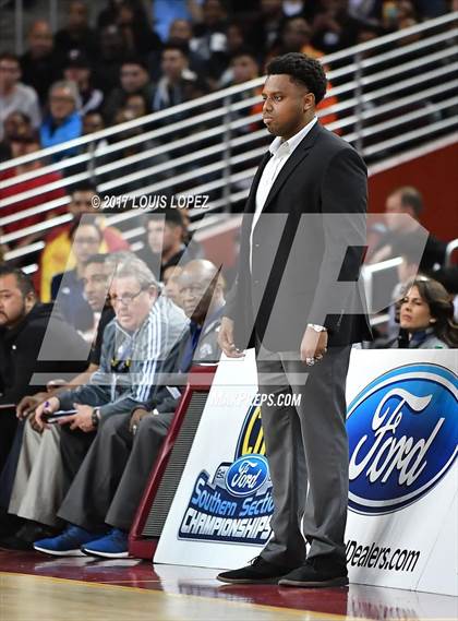 Thumbnail 3 in Mater Dei vs. Chino Hills (CIF SS Playoff Open DIV Semi Final) photogallery.