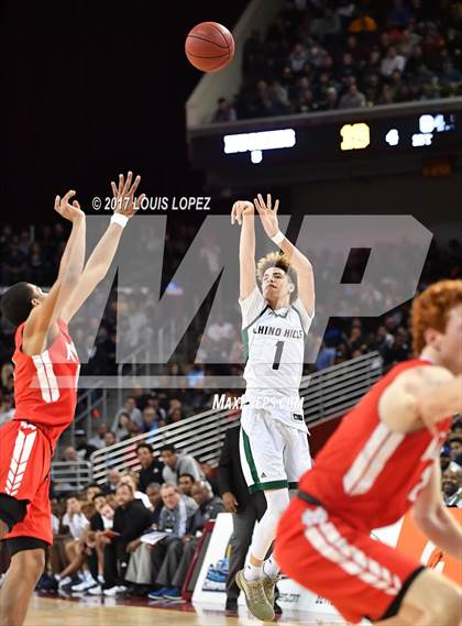 Thumbnail 2 in Mater Dei vs. Chino Hills (CIF SS Playoff Open DIV Semi Final) photogallery.
