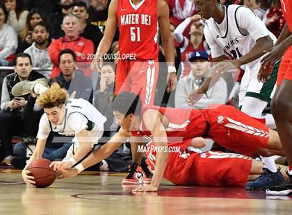 Thumbnail 2 in Mater Dei vs. Chino Hills (CIF SS Playoff Open DIV Semi Final) photogallery.