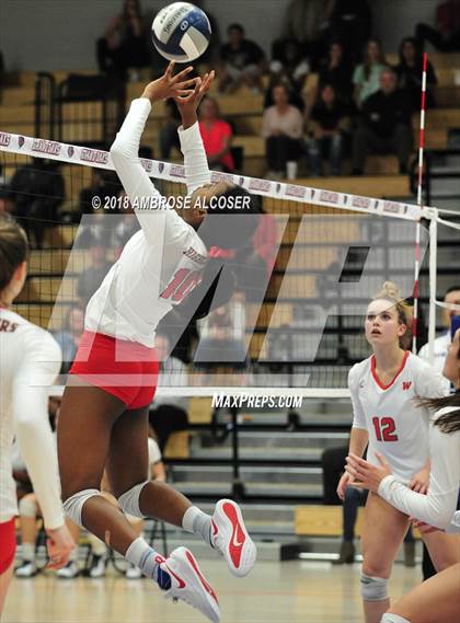 Thumbnail 2 in The Woodlands vs. Klein Collins (UIL 6A Quarterfinal Playoff) photogallery.