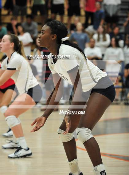 Thumbnail 1 in The Woodlands vs. Klein Collins (UIL 6A Quarterfinal Playoff) photogallery.