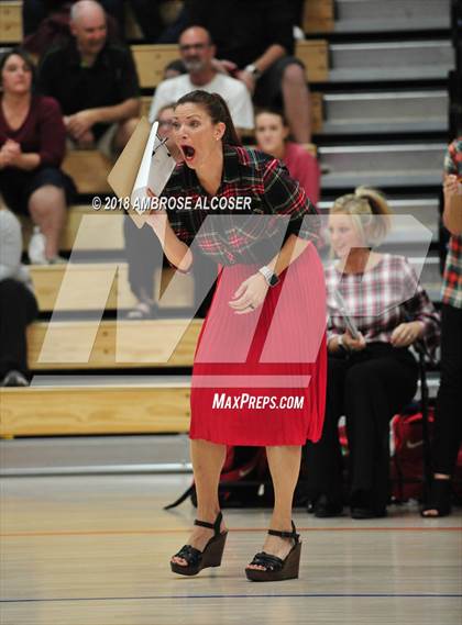 Thumbnail 2 in The Woodlands vs. Klein Collins (UIL 6A Quarterfinal Playoff) photogallery.