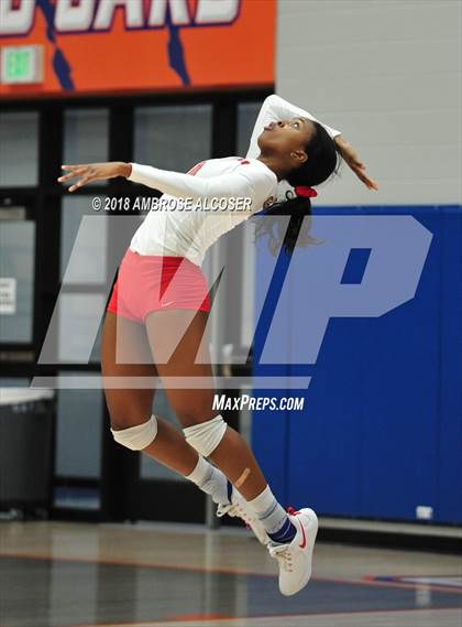 Thumbnail 3 in The Woodlands vs. Klein Collins (UIL 6A Quarterfinal Playoff) photogallery.