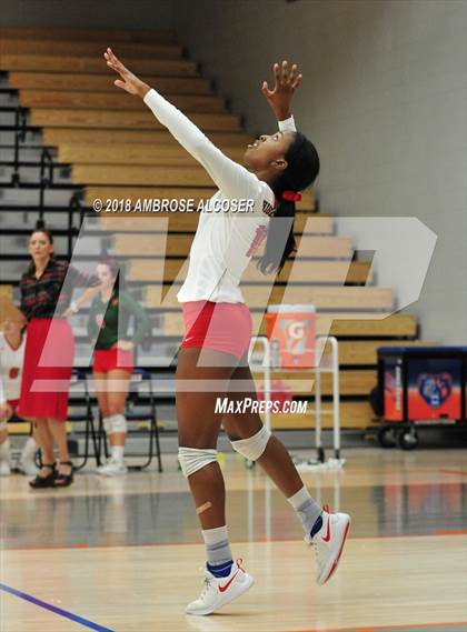 Thumbnail 2 in The Woodlands vs. Klein Collins (UIL 6A Quarterfinal Playoff) photogallery.