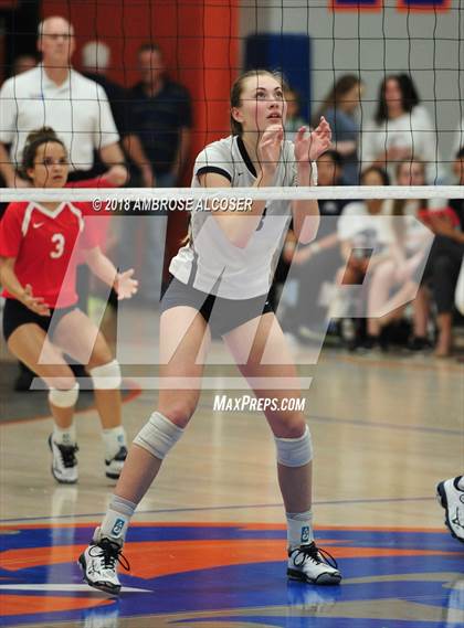 Thumbnail 1 in The Woodlands vs. Klein Collins (UIL 6A Quarterfinal Playoff) photogallery.