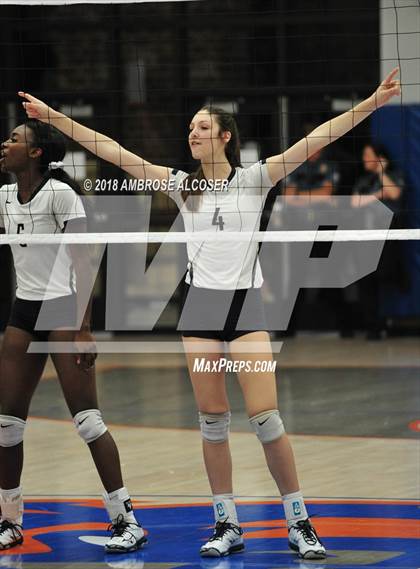 Thumbnail 1 in The Woodlands vs. Klein Collins (UIL 6A Quarterfinal Playoff) photogallery.