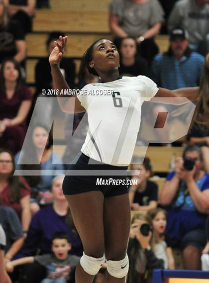 Thumbnail 3 in The Woodlands vs. Klein Collins (UIL 6A Quarterfinal Playoff) photogallery.