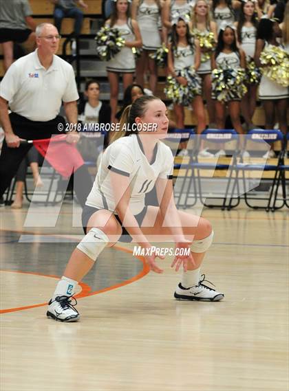 Thumbnail 1 in The Woodlands vs. Klein Collins (UIL 6A Quarterfinal Playoff) photogallery.