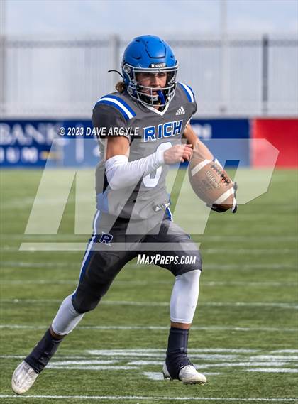 Thumbnail 2 in Water Canyon vs Rich (UHSAA 8-player Semifinal) photogallery.
