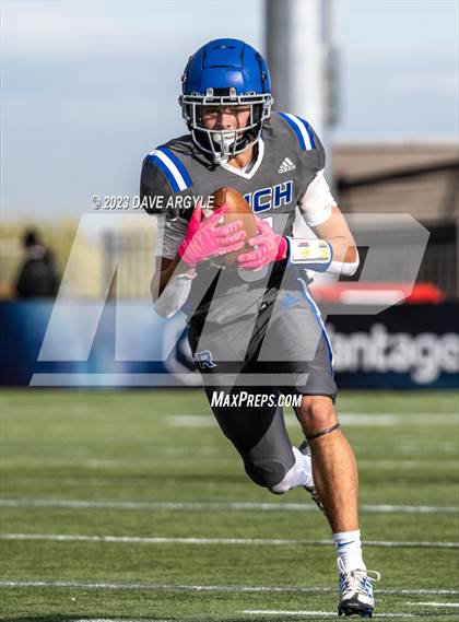 Thumbnail 3 in Water Canyon vs Rich (UHSAA 8-player Semifinal) photogallery.