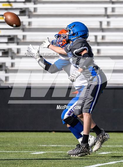 Thumbnail 2 in Water Canyon vs Rich (UHSAA 8-player Semifinal) photogallery.