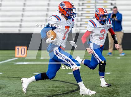 Thumbnail 2 in Water Canyon vs Rich (UHSAA 8-player Semifinal) photogallery.