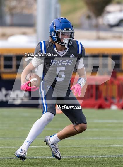 Thumbnail 1 in Water Canyon vs Rich (UHSAA 8-player Semifinal) photogallery.
