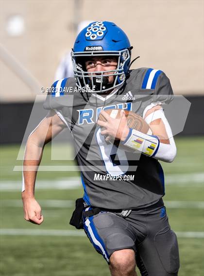 Thumbnail 1 in Water Canyon vs Rich (UHSAA 8-player Semifinal) photogallery.