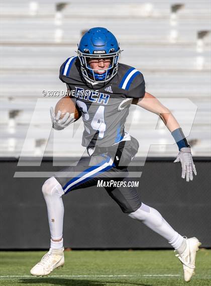 Thumbnail 3 in Water Canyon vs Rich (UHSAA 8-player Semifinal) photogallery.