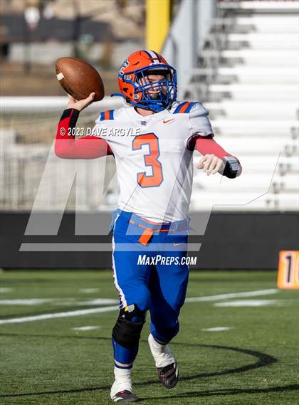 Thumbnail 2 in Water Canyon vs Rich (UHSAA 8-player Semifinal) photogallery.