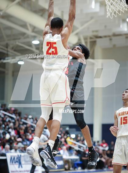 Thumbnail 3 in Fairfax vs Westchester (CIF LACS Open Division Finals) photogallery.