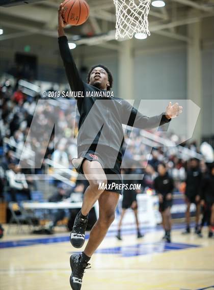 Thumbnail 1 in Fairfax vs Westchester (CIF LACS Open Division Finals) photogallery.