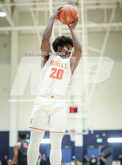 Thumbnail 2 in Fairfax vs Westchester (CIF LACS Open Division Finals) photogallery.