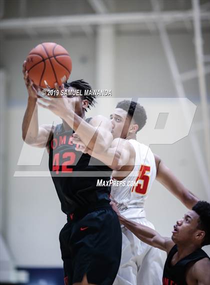 Thumbnail 1 in Fairfax vs Westchester (CIF LACS Open Division Finals) photogallery.