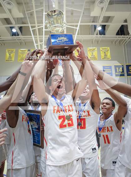 Thumbnail 3 in Fairfax vs Westchester (CIF LACS Open Division Finals) photogallery.