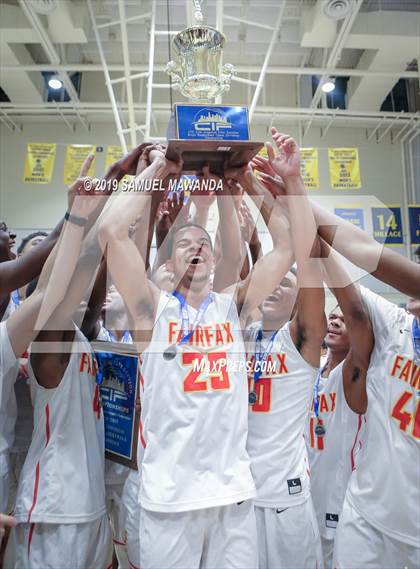 Thumbnail 1 in Fairfax vs Westchester (CIF LACS Open Division Finals) photogallery.