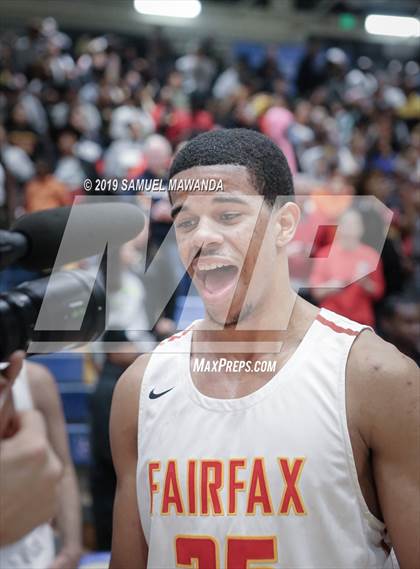 Thumbnail 1 in Fairfax vs Westchester (CIF LACS Open Division Finals) photogallery.
